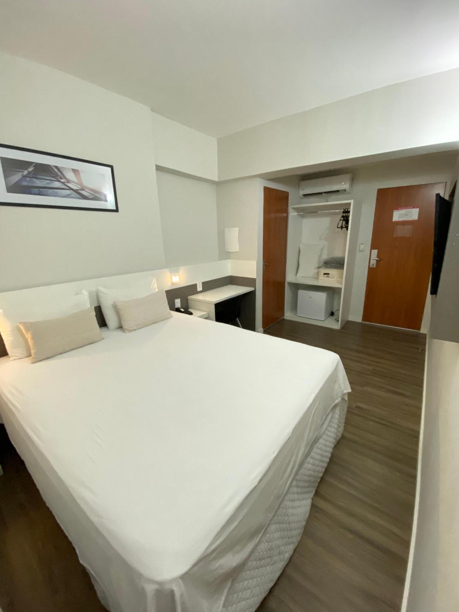It'S Hotel Caratinga Eksteriør bilde